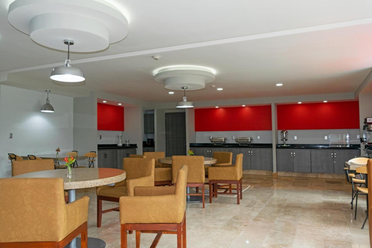 Hotel 5 Inn Plus Λεόν Εξωτερικό φωτογραφία